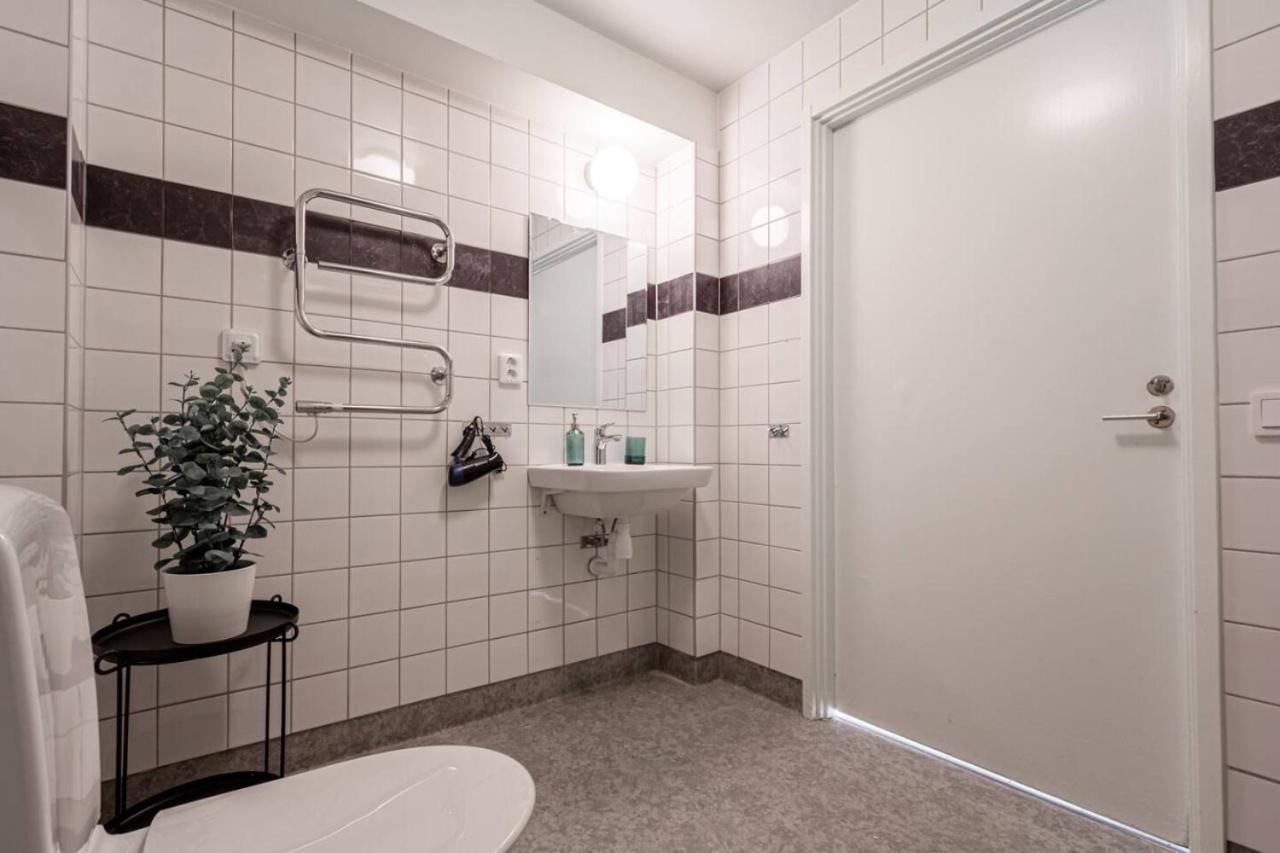 Simple In Trendy Soedermalm - Construction Work Leilighet