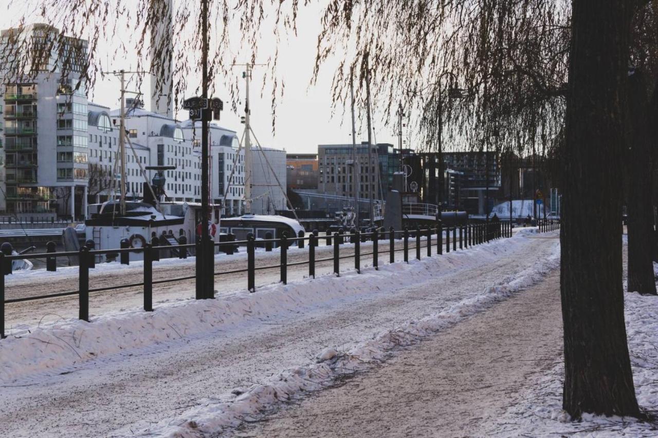 Simple In Trendy Soedermalm - Construction Work Leilighet
