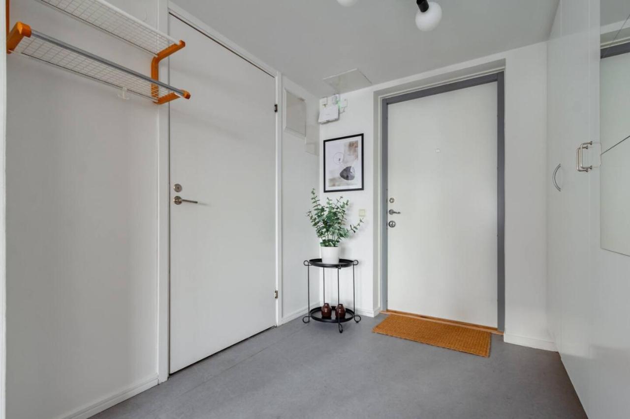 Leilighet Simple In Trendy Soedermalm - Construction Work *