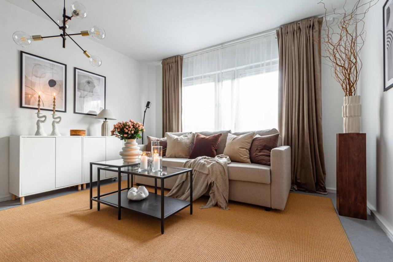 Simple In Trendy Soedermalm - Construction Work Leilighet